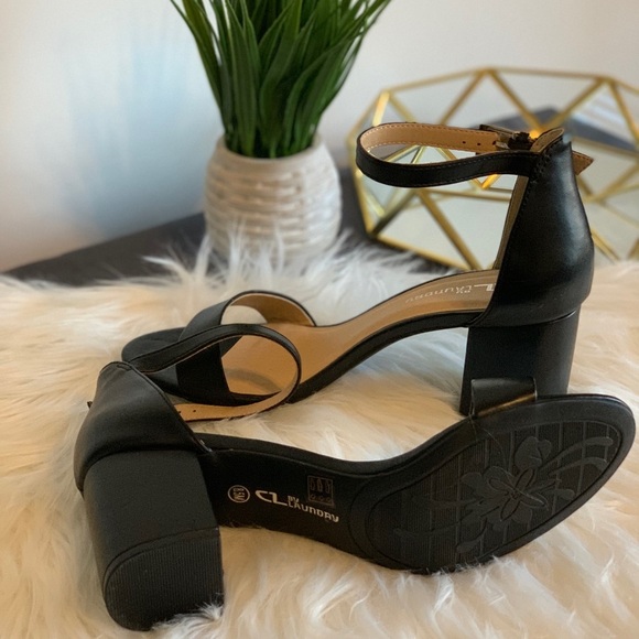 CL By LAUNDRY “CHINESE LAUNDRY” - Picture 5 of 5